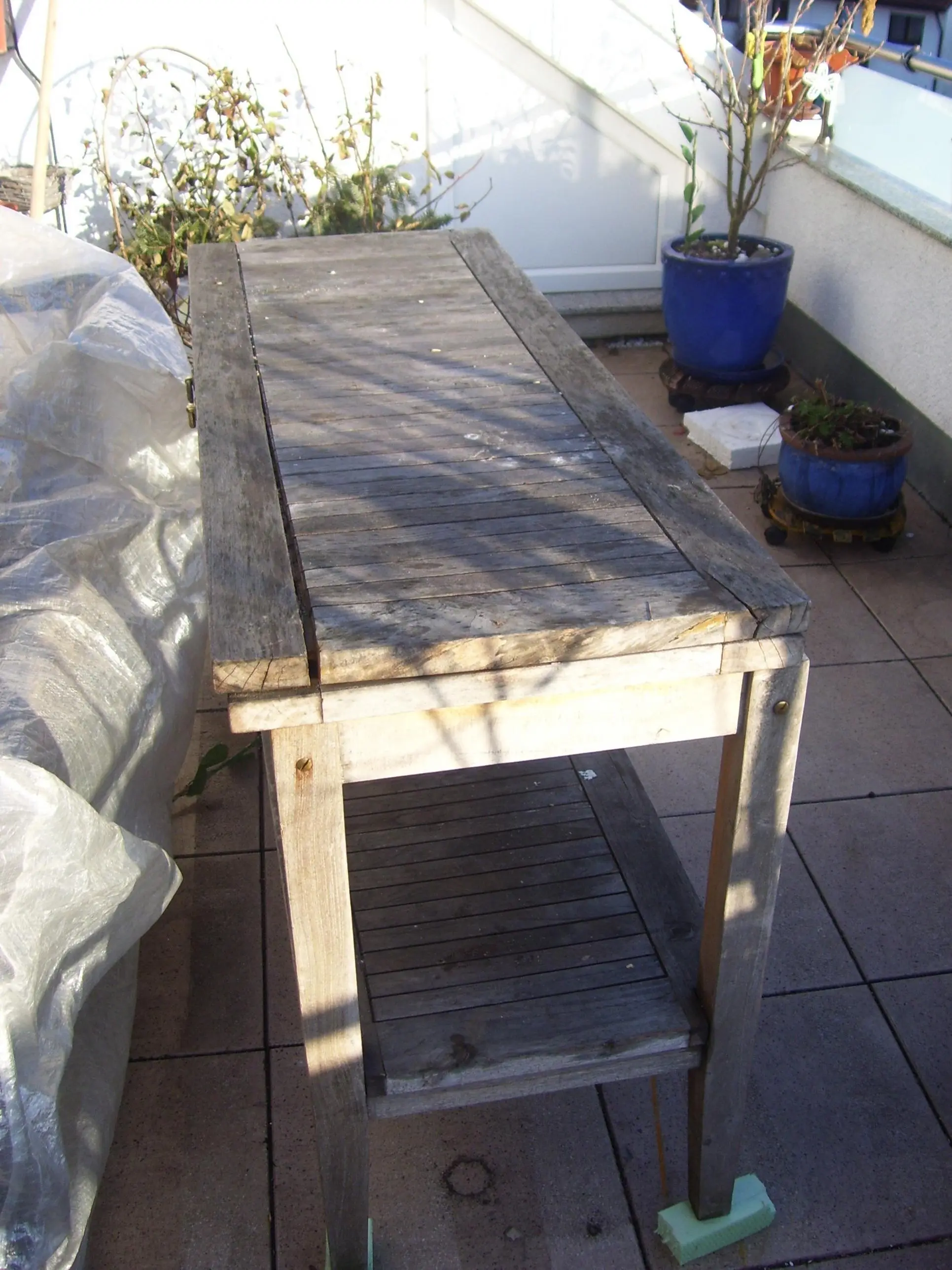 Pflege Gartenmöbel aus Holz