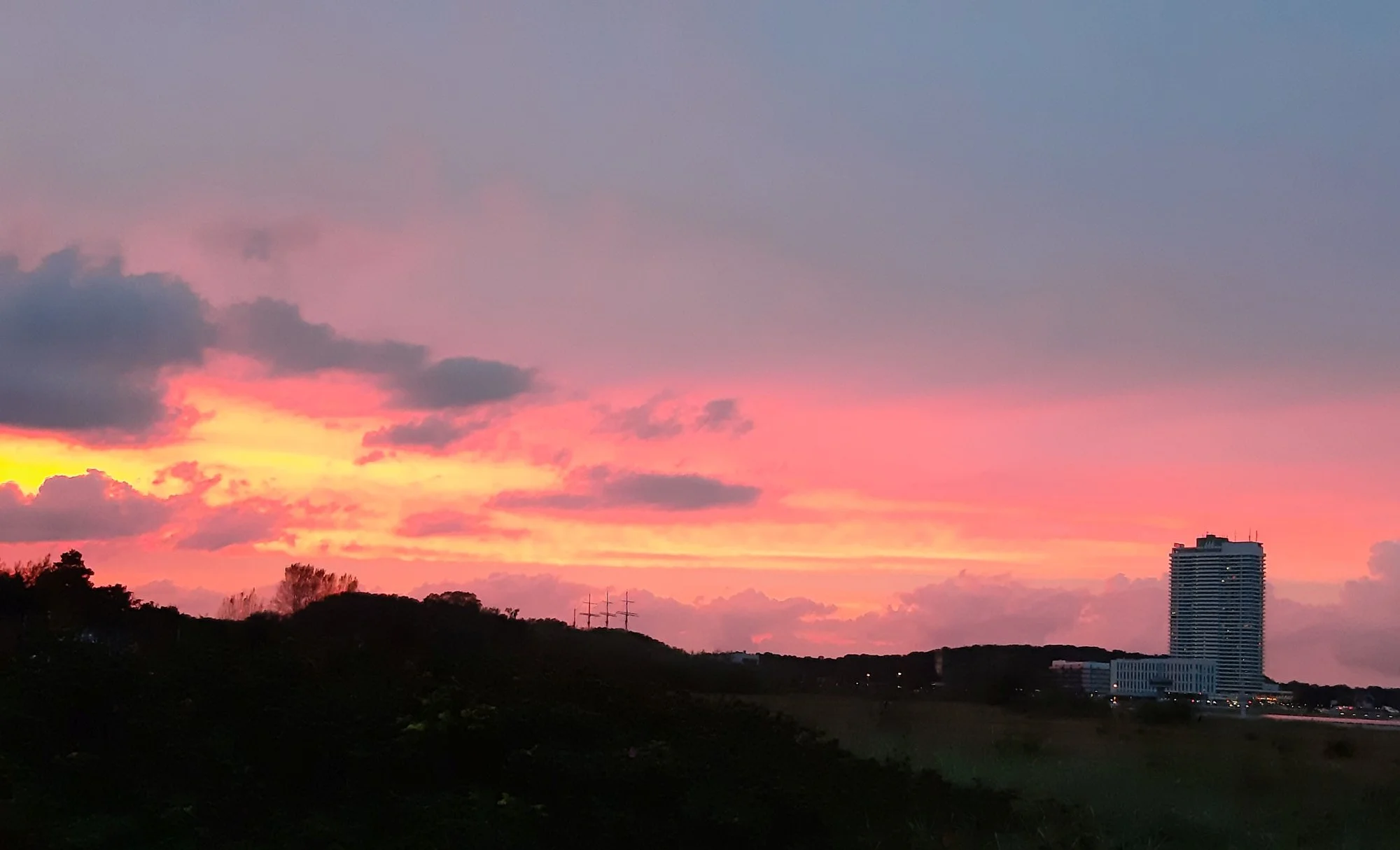 Abendstimmung über Travemünde 1.webp