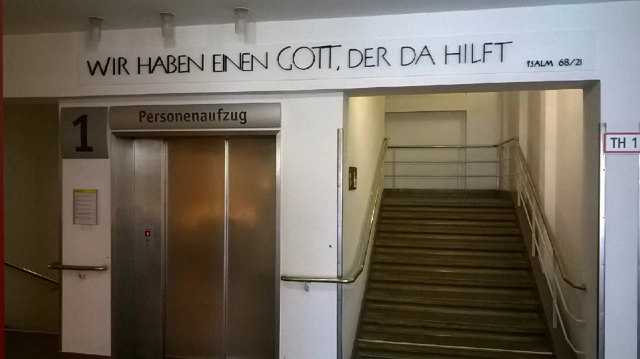 aufzug.webp