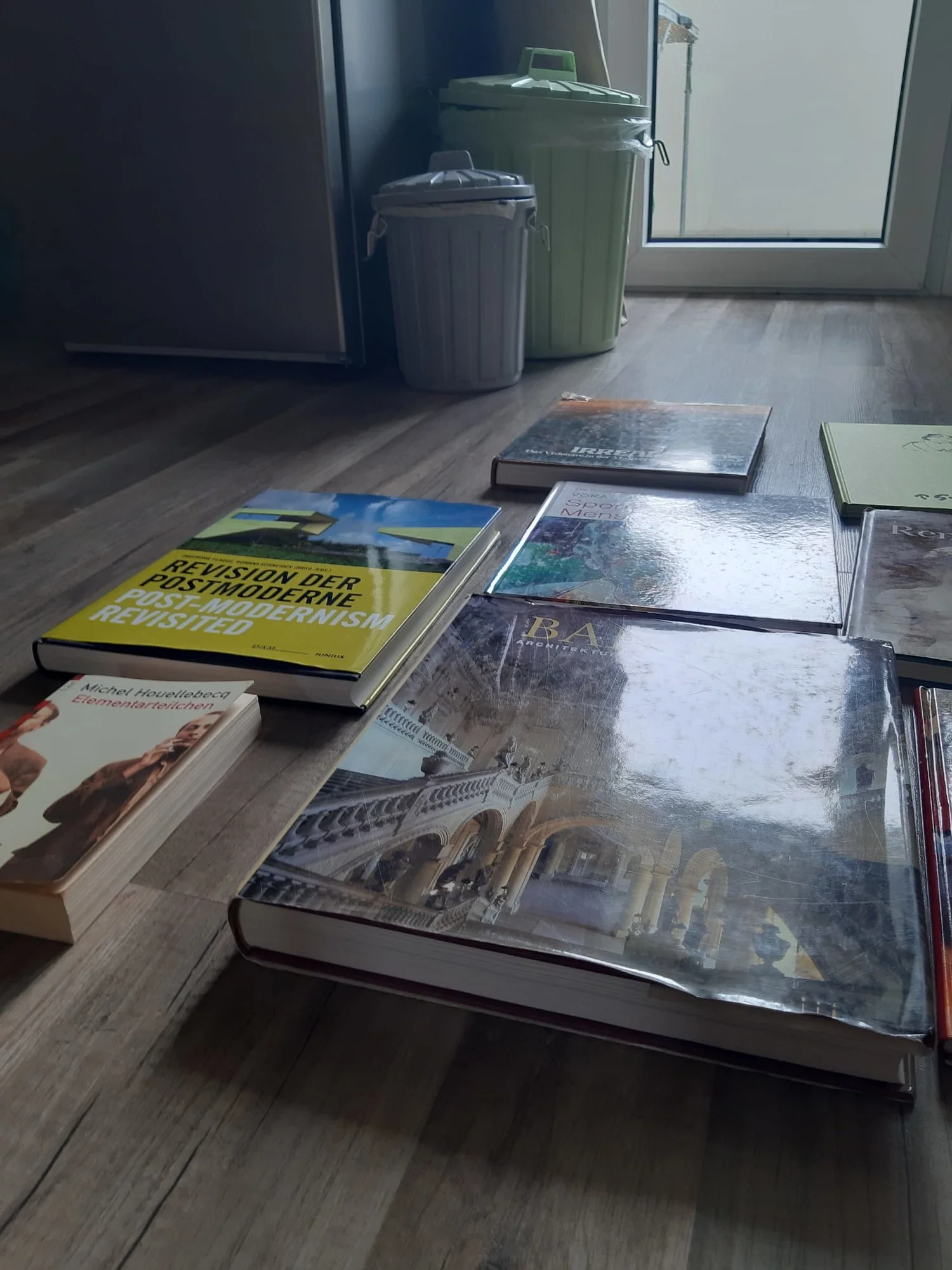 Bücher02.webp