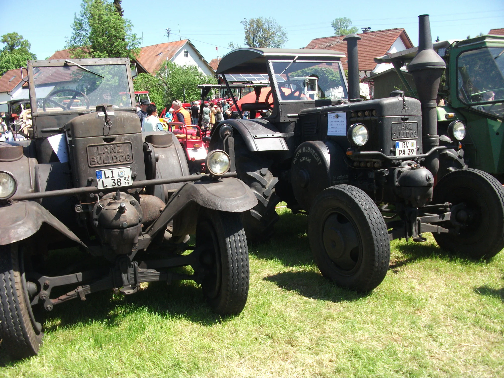 709553