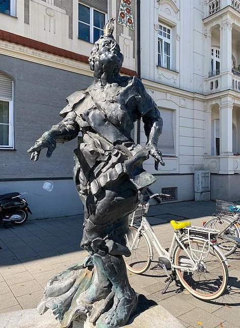 Schönheitskönigin.webp