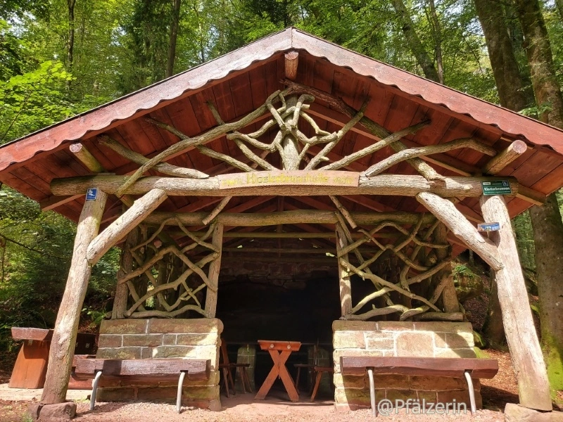 Schutzhütte am Klosterbrunnen 1.webp