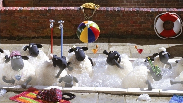 Shaun das Schaaf_Poolsene.jpeg