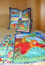 DSC_0138 Drachenquilt und Kissen.webp