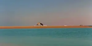 01. Leobibi - ..blauer Himmel, Sand und Meer..webp