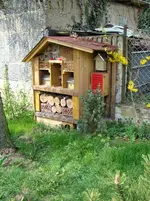 Jennis Insektenhotel.webp