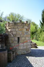 Platz für Turmrose.jpg