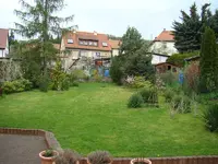 Oberer Garten bekommt Farbe.webp