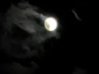 Fast-Vollmond_001.webp