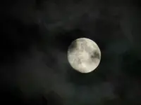 Fast-Vollmond_002.webp