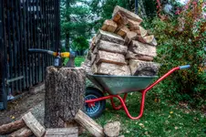 mikaa Einmann lastwagen.webp mikaa Einmann lastwagen.webp