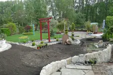 2011KW17_C5515.webp