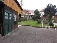 20130311_Hof ohne Schnee.webp