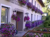 Haus2 blau_600x600_45KB.webp