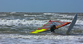 surfer badet unfreiwillig_1024.webp