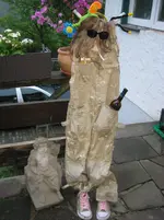 Multifunktionslatzhosenbügelbrett mit GerätehalterTinchenfurz.webp