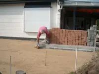 der erste Stein wird gelegt_klein.webp