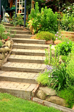 Treppe links von unten nach oben_600.webp