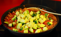 gewürfelte Zucchini in die Pfanne_1024.webp