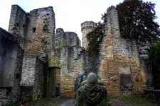 Burg_1_opti.webp