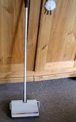 Teppichroller-Kehrmaschine (1).webp
