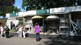 shops (2).webp