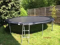 G_Trampolin_Randabdeckung_schwarz__17.04_2014_mr.ditschy.webp