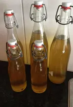 Melissesirup.webp Melissesirup.webp