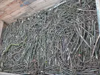 Hochbeet-Holzschicht1.webp