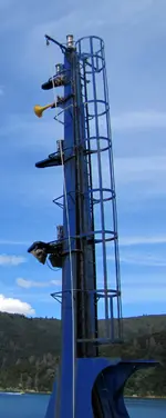 blau v (1).webp