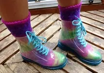 Neon_Socken_Gimmistiefel.webp