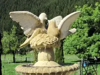 2. Garden (96)v.webp