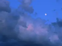 mond_und_wolken_p.webp