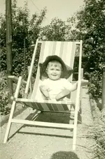 Heike beim Sonnenbaden.webp