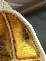 Goldstühle3.webp