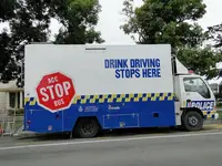 Stop v (1)v.webp