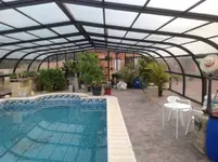 Gewächshaus mit Pool 1.webp