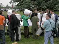 Nur noch ein Becher bitte...webp
