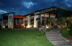 Zweit-Terrasse mit Treppe_klein.webp