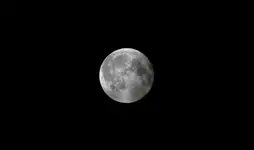 Vollmond am Ostersonntag-Morgen 2015.webp