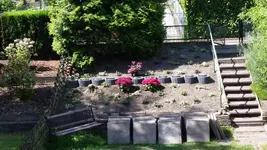 1436260324094-347325607.webp