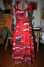 Kleid rot.webp