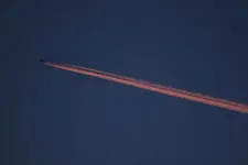 Flieger Morgensonne.webp