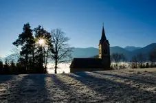 7777-0106.webp
