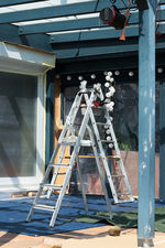 Gebälk wird neu gestrichen_07052016_700.webp