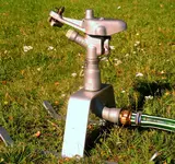 SR 15e grau mit Gusti-Schlitten.webp