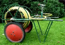 SR 15 auf GUSTI Schlauchwagen Wohnhausbau im Wiener Rathauspark.webp