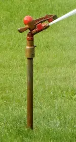 B 70b mit  Standrohr im Donaupark.webp