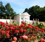Die Orangerie am Viktor Wallner Platz im Rosarium Baden.jpg